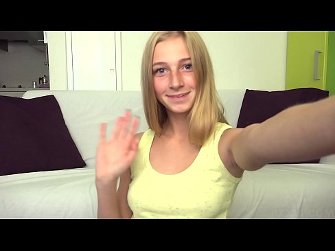 ❤️ Amikor unatkozom, lustán maszturbálom a rózsaszín puncimat... ❤️❌ Pornó videó at hu.hentaibar.ru ☑